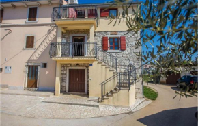 Lovely Apartment In Porec With Wifi